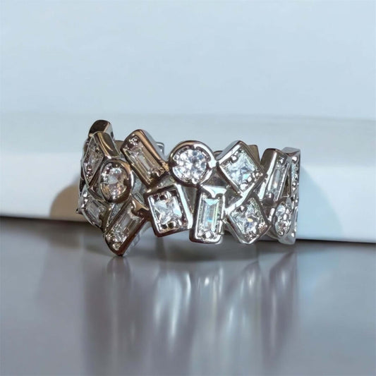 Anillo_geometrico_rodio_con_circonias