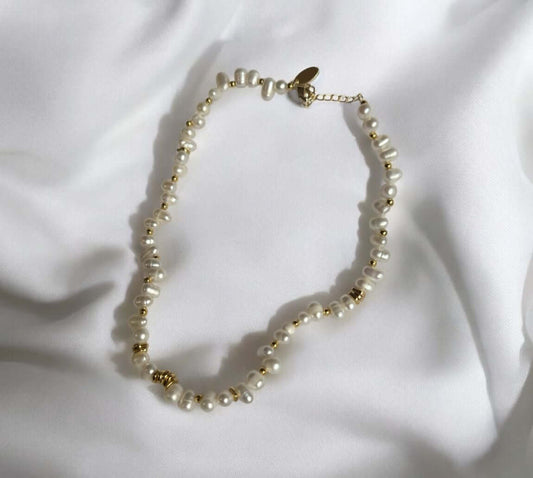 Choker_perla_cultivada_con_cuentas_en_oro_laminado_350