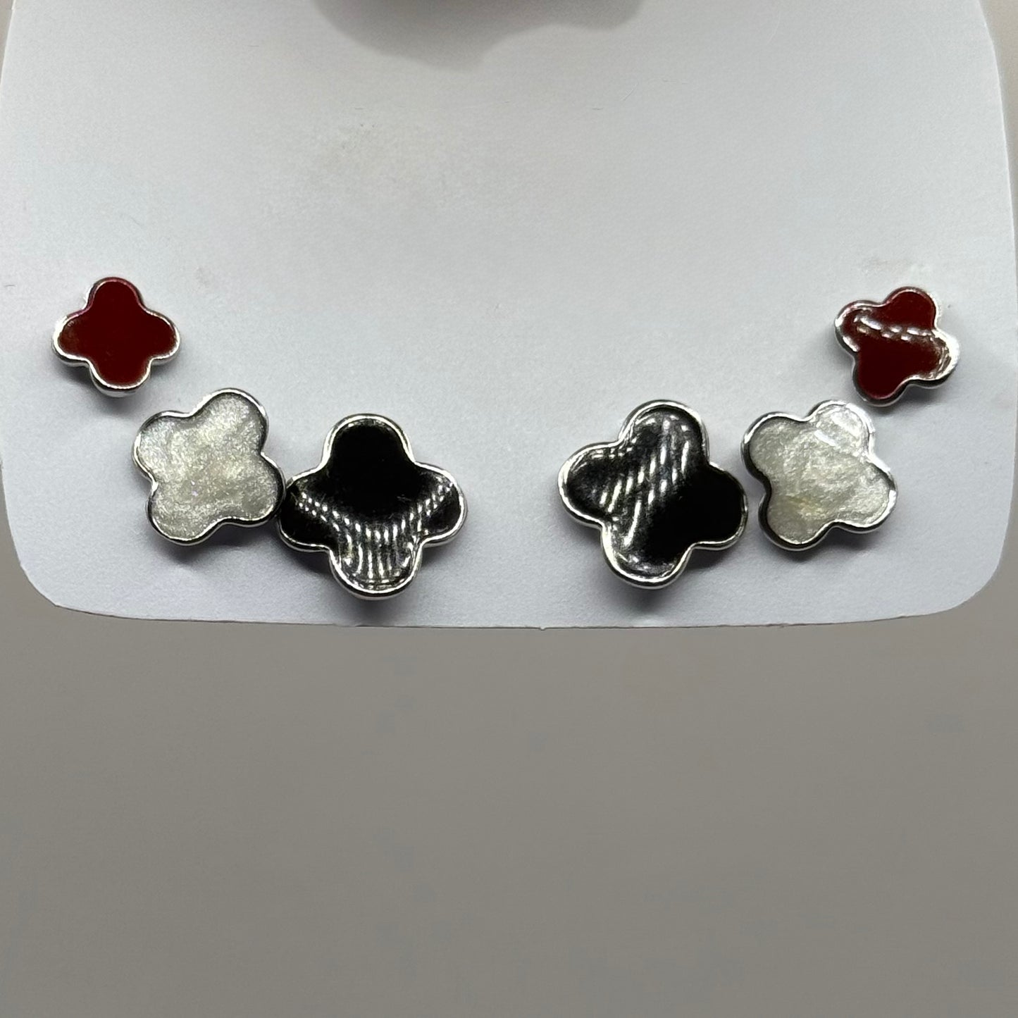Coleccion_piercing_VC_esmaltado_negro_rojo_perla