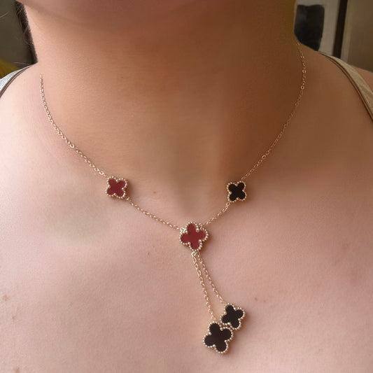 Collar_VC_oro_laminado_rojo_negro