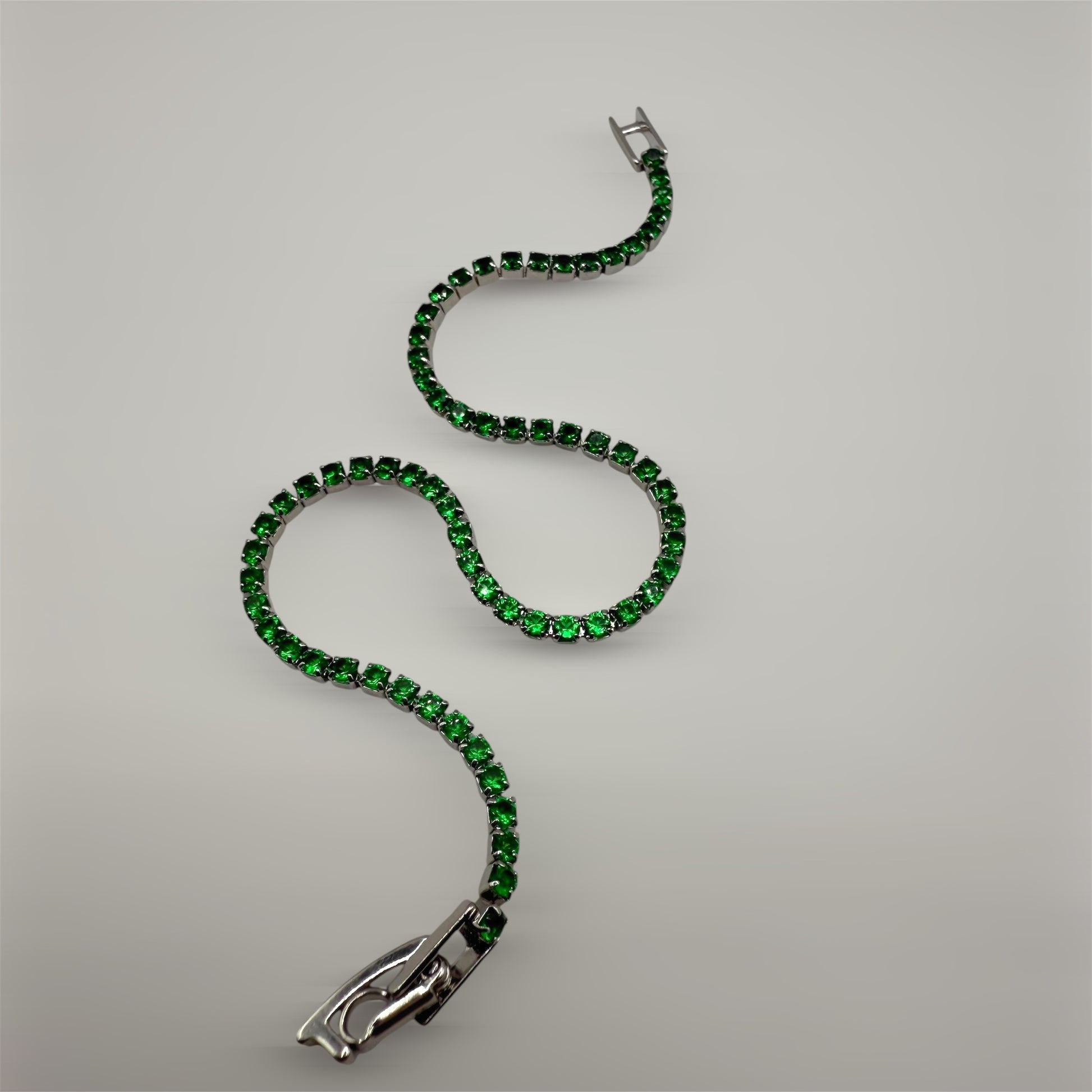 Swarovski_clasica_verde_bf5acd07-c555-446d-8689-6d0043bb5976