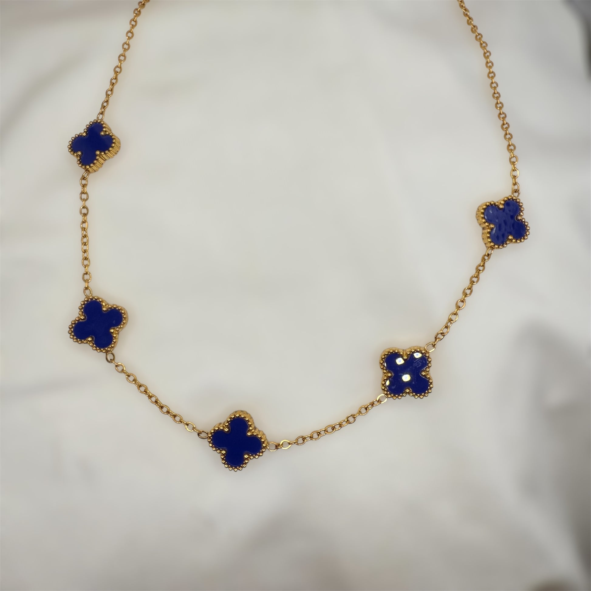 Van_cleef_acero_azul